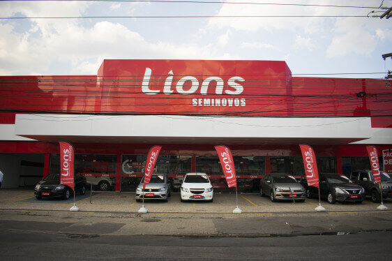 lions-seminovos-intendente-magalhaes